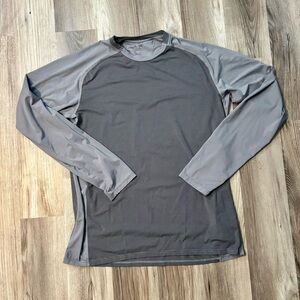 Mountain Hardwear Gray Long Sleeve Performance Shirt - XXL